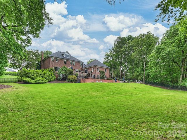 4017 Moorland Drive, Charlotte, NC 28226