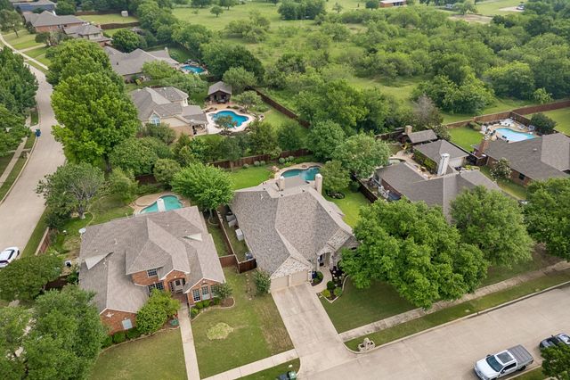 1420 Oakwood Court, Flower Mound, TX 75028