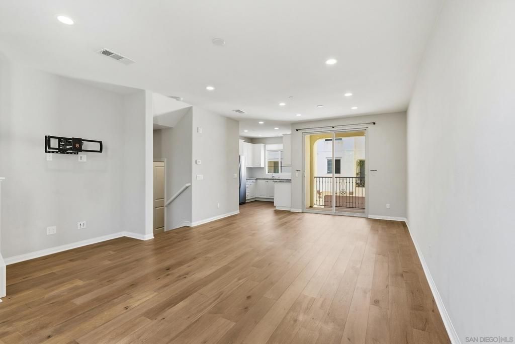 16320 Veridian Cir, San Diego, CA 92127 — photo 5