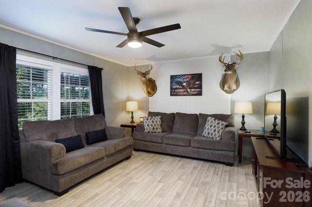 1283 Countryside Drive, Blackstock, SC 29014
