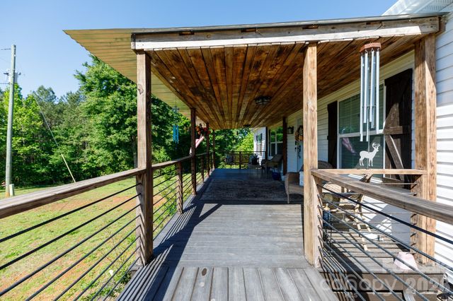 1283 Countryside Drive, Blackstock, SC 29014