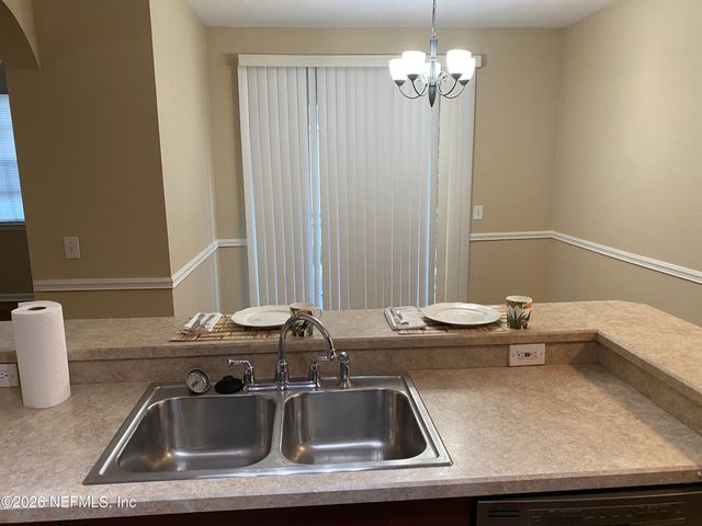 10075 GATE Parkway NE 2010, Jacksonville, FL 32246