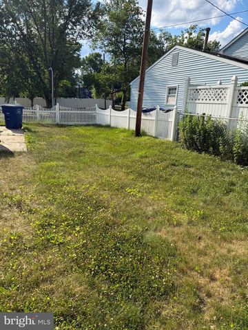 72 EDGE LN, Willingboro, NJ 08046