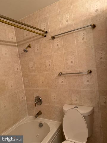 72 EDGE LN, Willingboro, NJ 08046