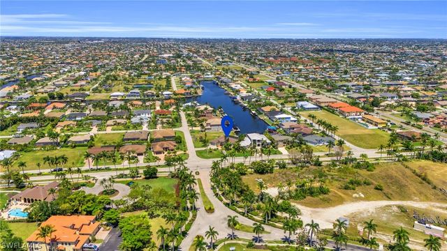 1629 El Dorado PKWY W, Cape Coral, FL 33914
