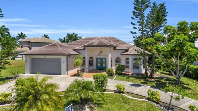 1629 El Dorado PKWY W, Cape Coral, FL 33914