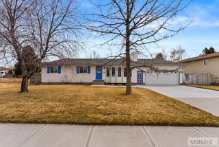 705 S Tennis Court Drive, Ammon, ID 83406