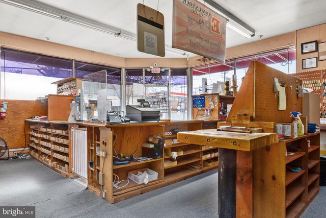 4500 QUEENSBURY, Riverdale, MD 20737