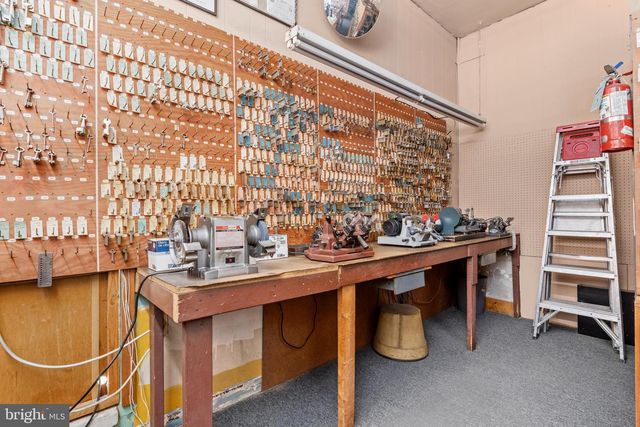 4500 QUEENSBURY, Riverdale, MD 20737