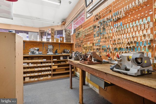 4500 QUEENSBURY, Riverdale, MD 20737