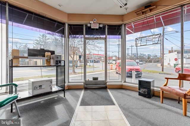 4500 QUEENSBURY, Riverdale, MD 20737