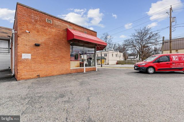 4500 QUEENSBURY, Riverdale, MD 20737