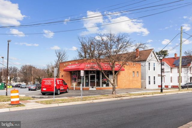 4500 QUEENSBURY, Riverdale, MD 20737