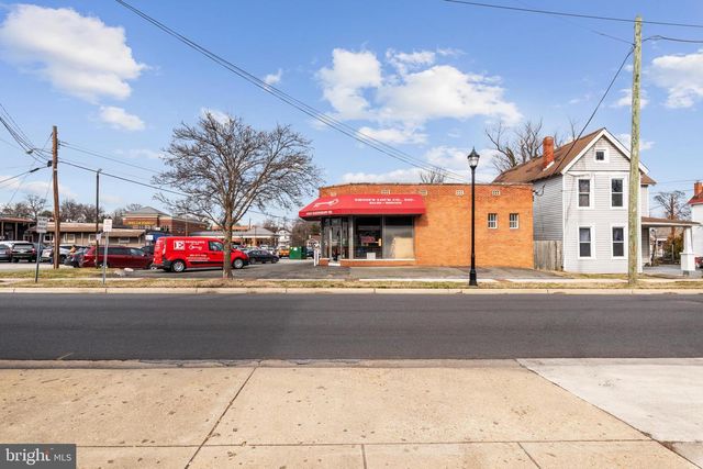 4500 QUEENSBURY, Riverdale, MD 20737