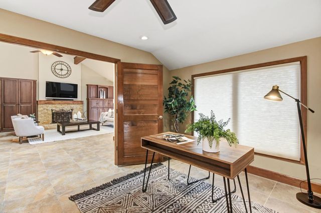 9153 Shady Hollow Way, Fair Oaks, CA 95628