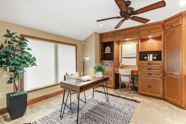 9153 Shady Hollow Way, Fair Oaks, CA 95628