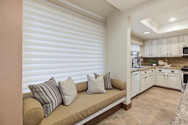 9153 Shady Hollow Way, Fair Oaks, CA 95628