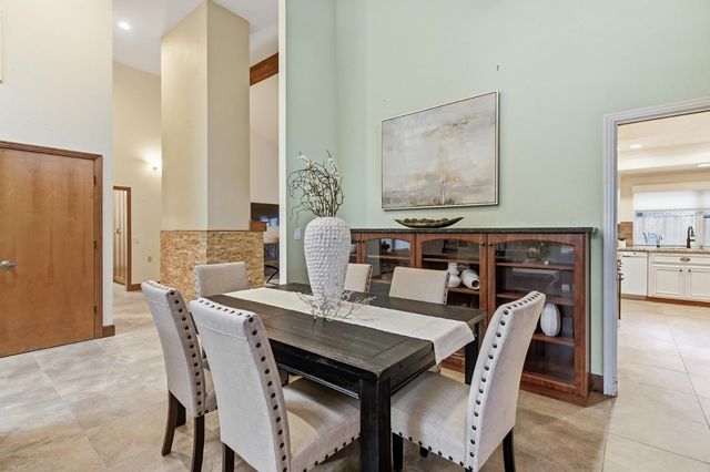 9153 Shady Hollow Way, Fair Oaks, CA 95628