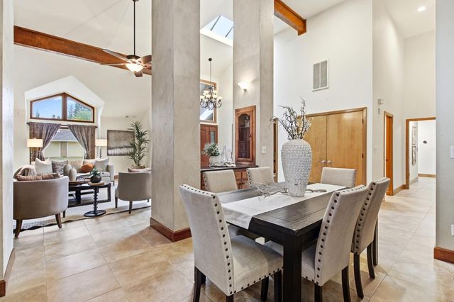 9153 Shady Hollow Way, Fair Oaks, CA 95628