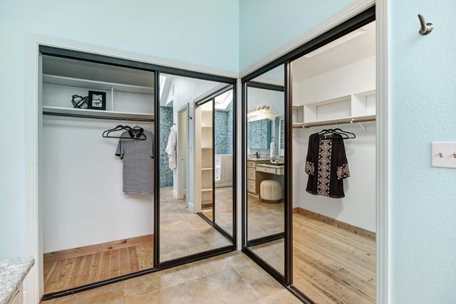 9153 Shady Hollow Way, Fair Oaks, CA 95628