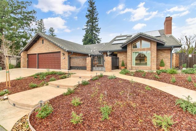 9153 Shady Hollow Way, Fair Oaks, CA 95628