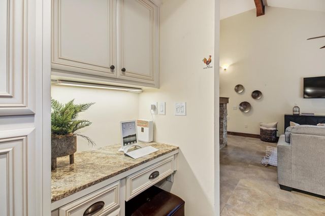 9153 Shady Hollow Way, Fair Oaks, CA 95628