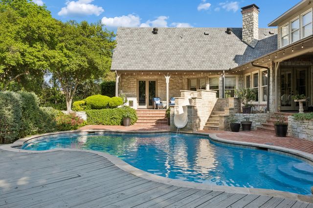 1 Woody Crest Circle, Fairview, TX 75069