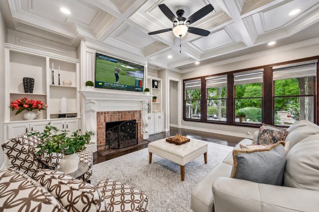 1 Woody Crest Circle, Fairview, TX 75069