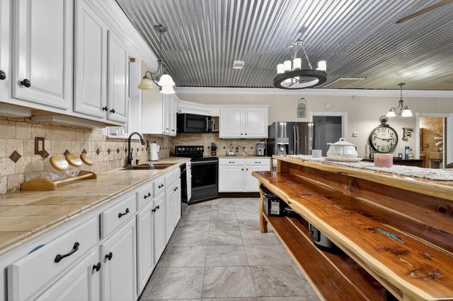 38483 Buller Boulevard, Pattison, TX 77423