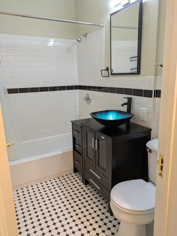 3750 Sheridan Avenue N, Minneapolis, MN 55412