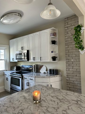 3750 Sheridan Avenue N, Minneapolis, MN 55412