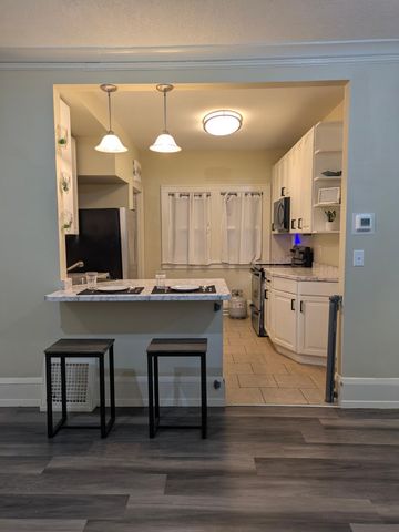 3750 Sheridan Avenue N, Minneapolis, MN 55412