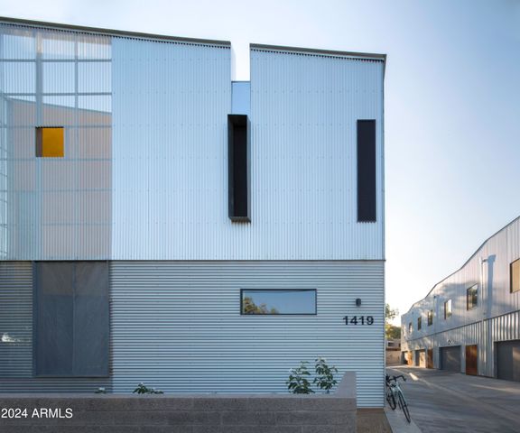 1419 S KENNETH Place 1002, Tempe, AZ 85281