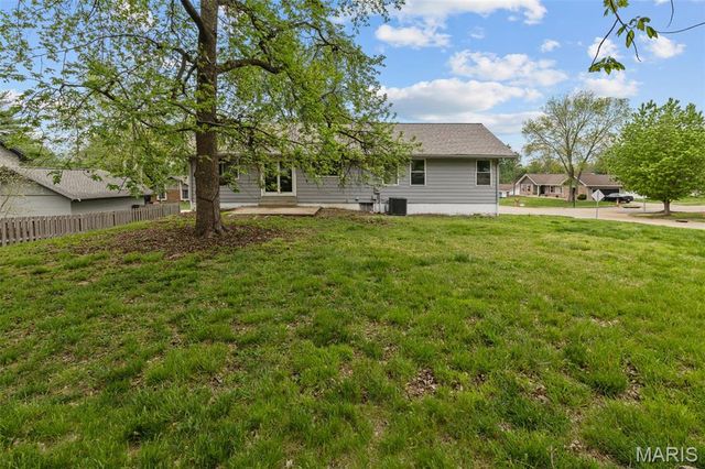 12897 Nimes Drive, St Louis, MO 63141