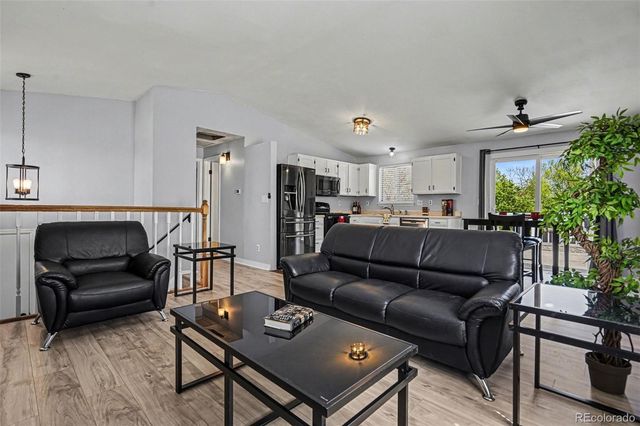 4244 S Bahama Street, Aurora, CO 80013