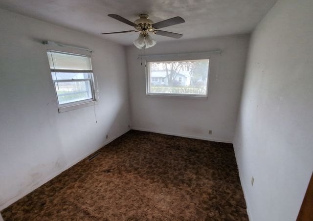 3920 80th Street, Urbandale, IA 50322