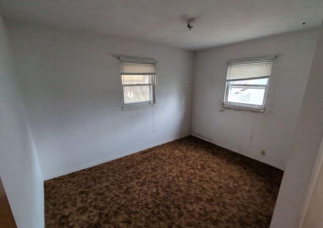 3920 80th Street, Urbandale, IA 50322