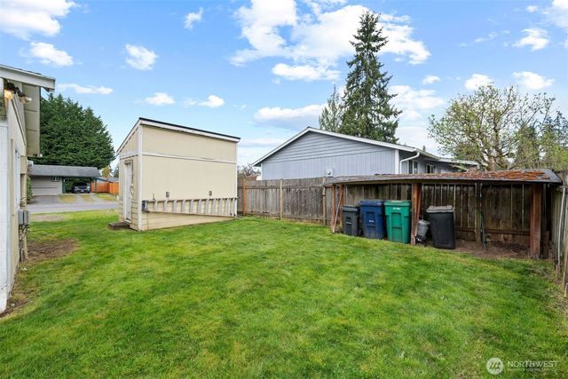 9017 57th Drive NE, Marysville, WA 98270