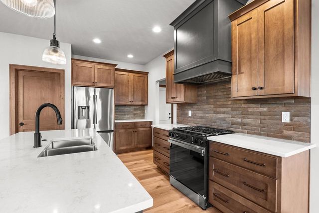 338 Rawley COURT, Two Rivers, WI 54241