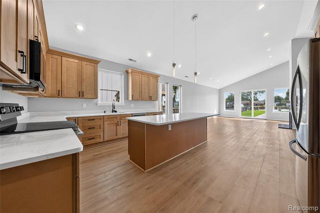 29668 Old North River Road, Harrison Twp, MI 48045