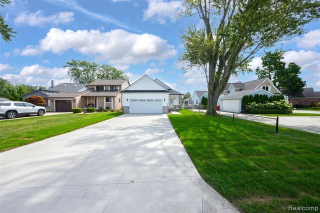 29668 Old North River Road, Harrison Twp, MI 48045
