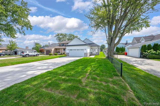 29668 Old North River Road, Harrison Twp, MI 48045