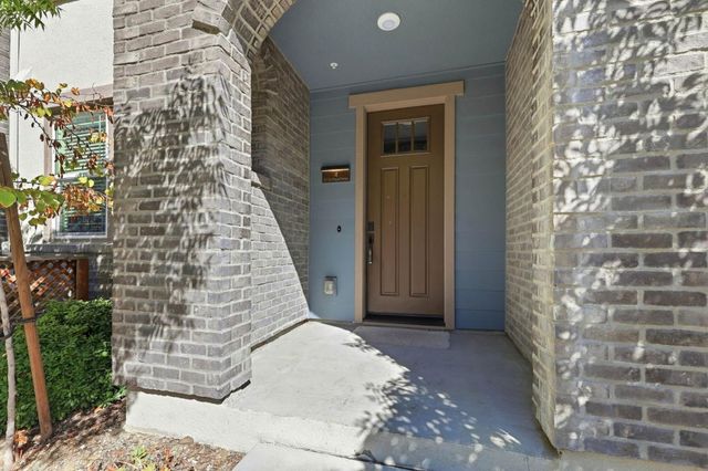 561 San Pasqual Terrace 4, Sunnyvale, CA 94085