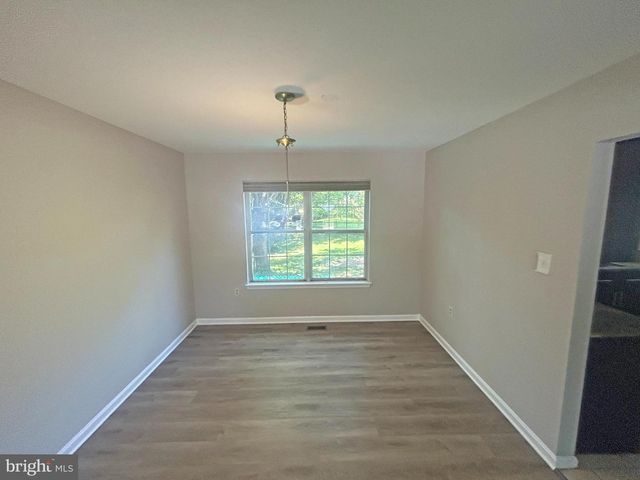 6 GROSVENOR CT, Reisterstown, MD 21136