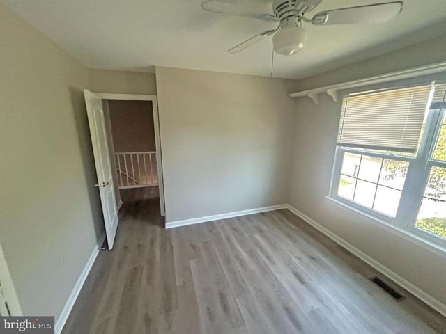 6 GROSVENOR CT, Reisterstown, MD 21136