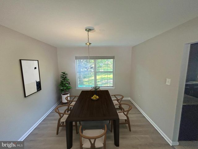 6 GROSVENOR CT, Reisterstown, MD 21136