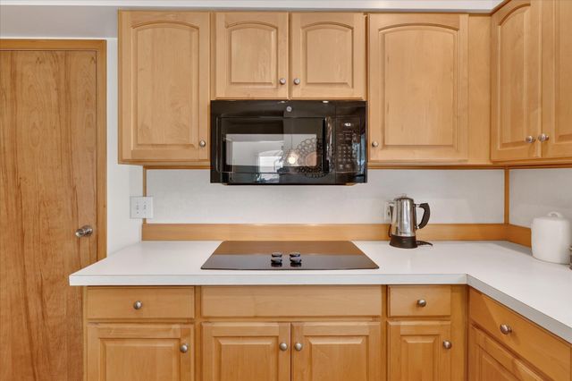 5073 Hillwood Court Se, City Of Kentwood, MI 49508
