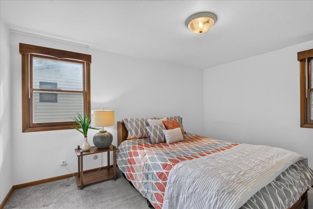 5073 Hillwood Court Se, City Of Kentwood, MI 49508