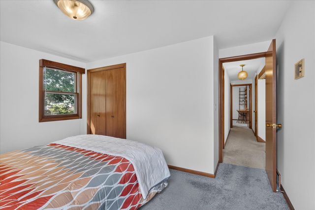 5073 Hillwood Court Se, City Of Kentwood, MI 49508