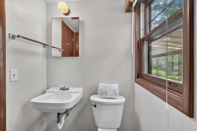 5073 Hillwood Court Se, City Of Kentwood, MI 49508